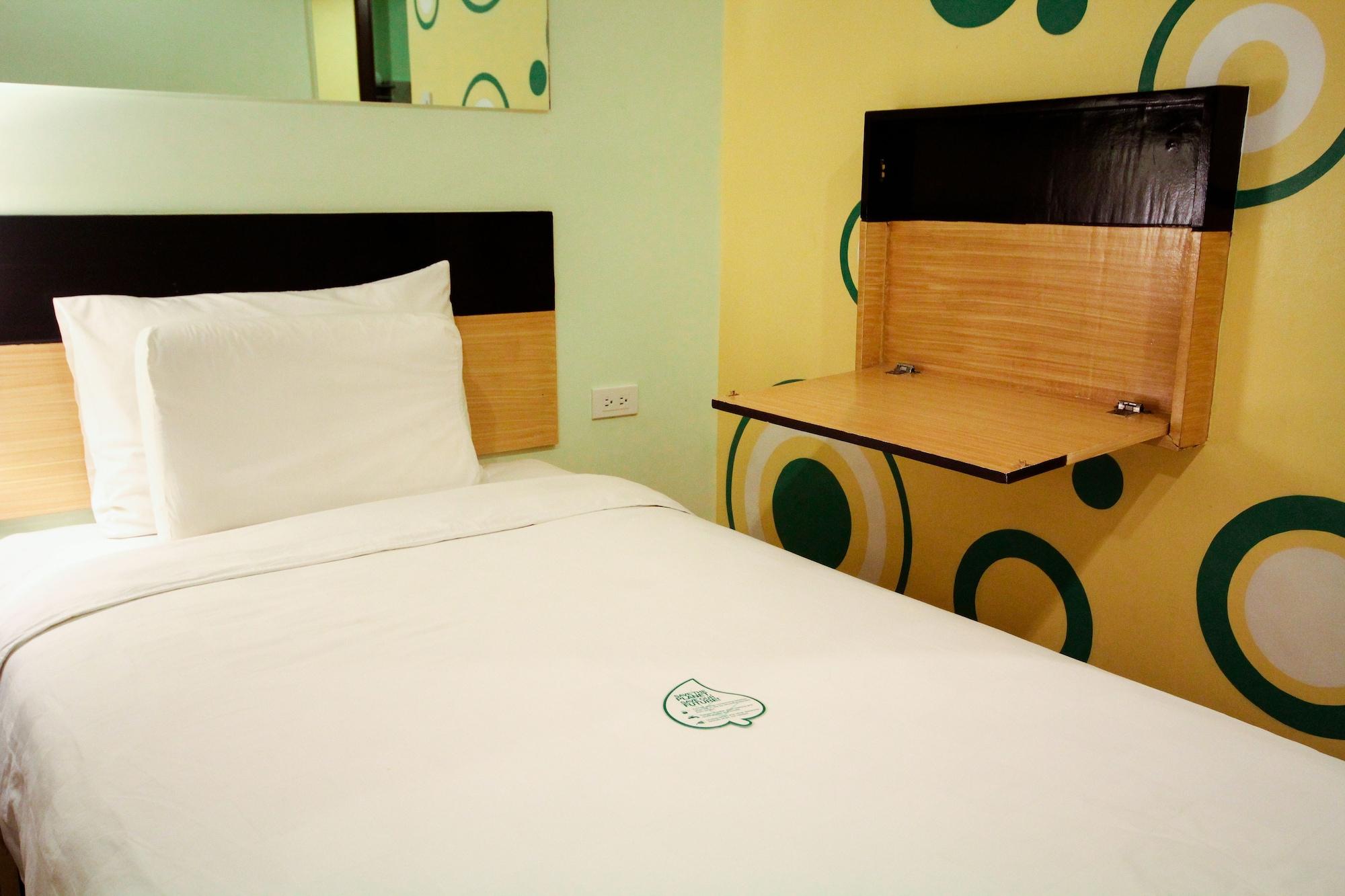Go Hotels Iloilo Kültér fotó