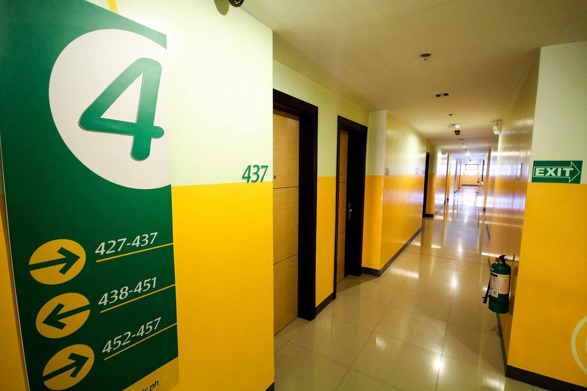 Go Hotels Iloilo Kültér fotó